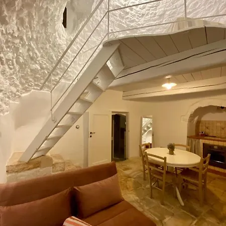 Trulli E Dimore Mamma Maj Lägenhet *
